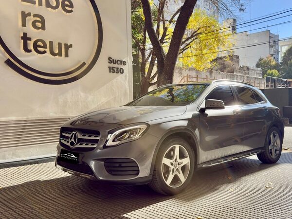 Mercedes-Benz Clase GLA 2.0 Gla250 4Matic 224Cv